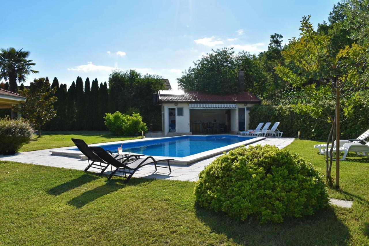 Villa Luka Buna Esterno foto